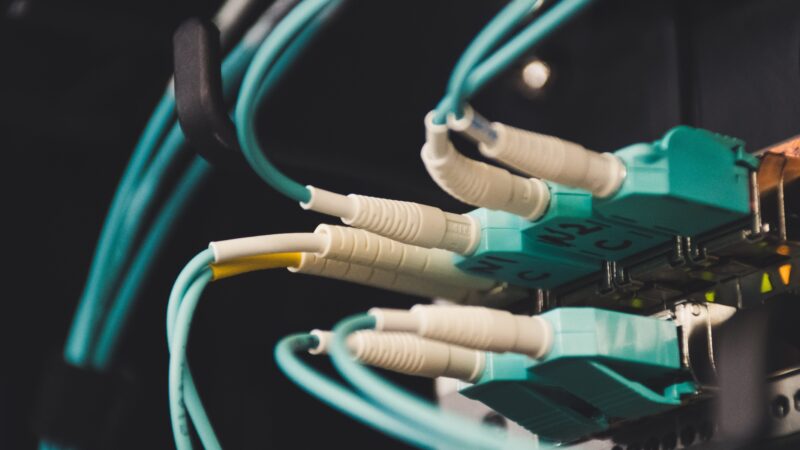 Wiązki kablowe – wydajna eksploatacja bez zakłóceń